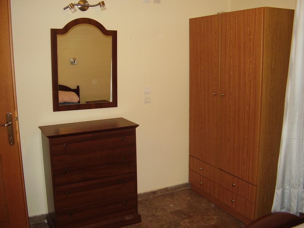 Dixtia Apartments Agios Georgios Pagon Quarto foto